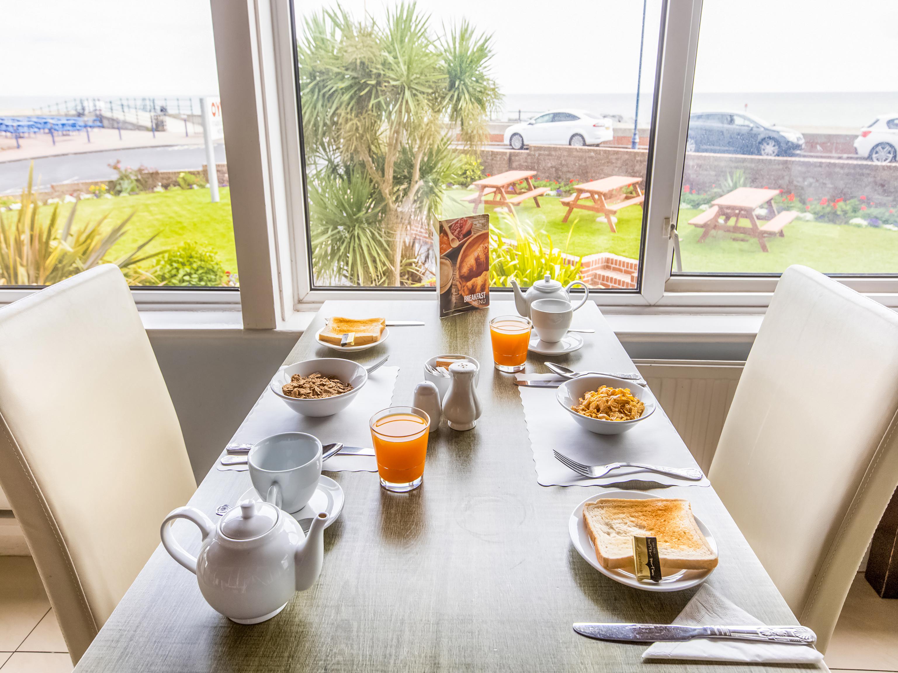 Oyo Stade Court Hotel Hythe  Dış mekan fotoğraf