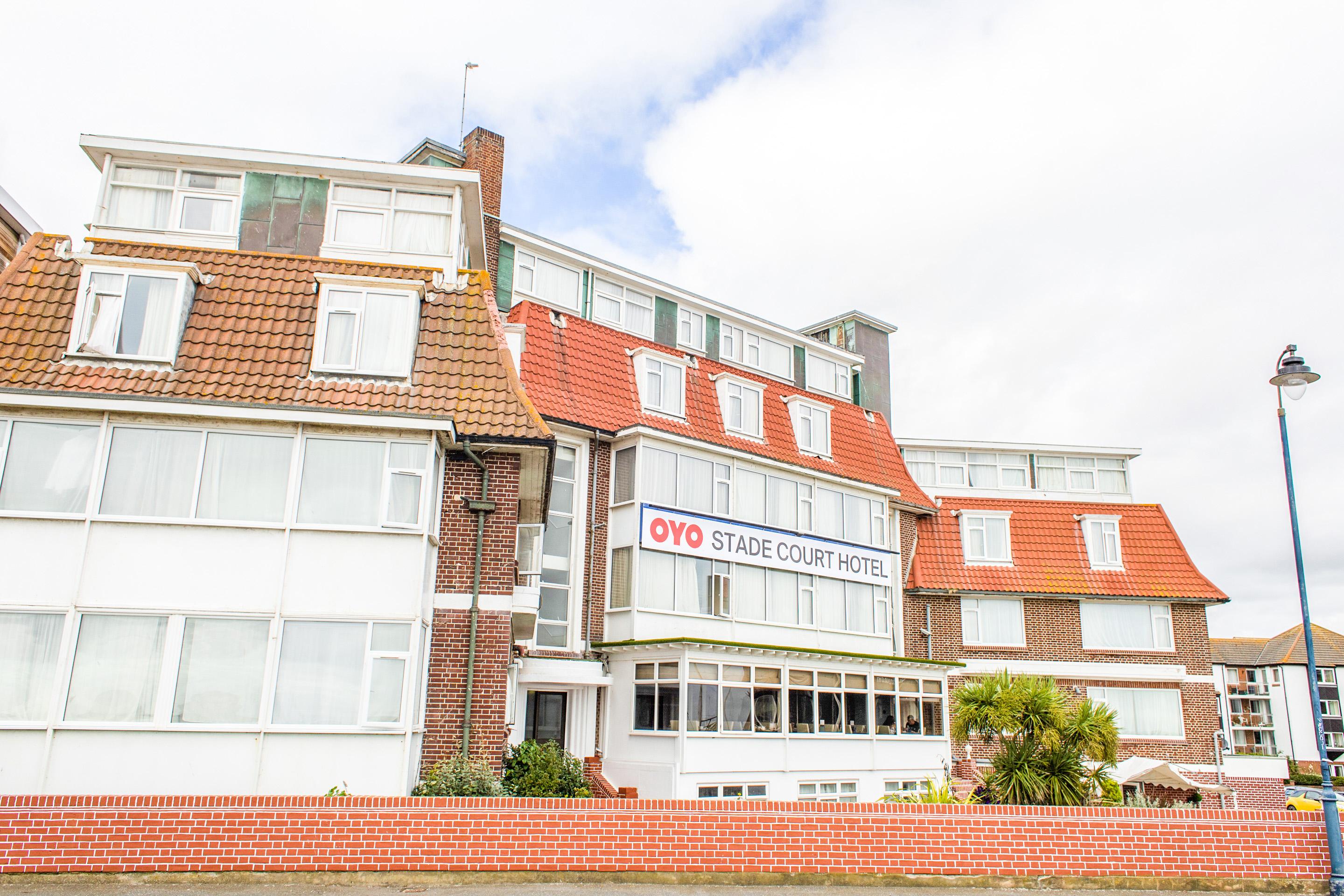 Oyo Stade Court Hotel Hythe  Dış mekan fotoğraf