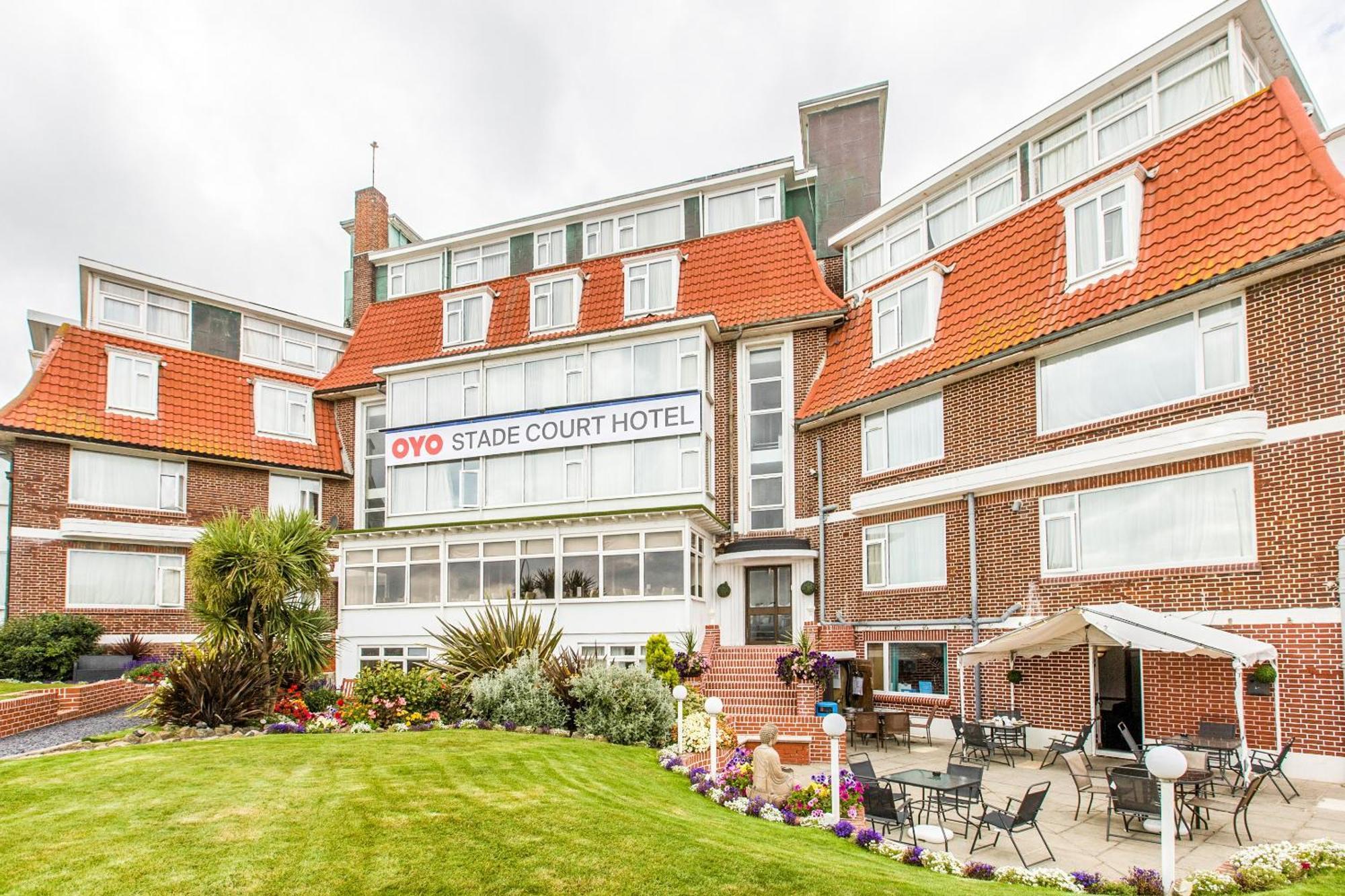Oyo Stade Court Hotel Hythe  Dış mekan fotoğraf